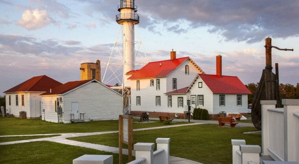The Great Lakes Shipwreck Museum Is A Beachfront Attraction In Michigan You’ll Want To Visit Over And Over Again