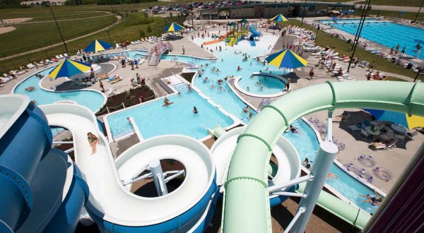 This Community Waterpark In Missouri With A Water Playground Will Make Your Summer Epic