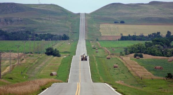 These 8 Beautiful Byways In North Dakota Are Perfect For A Scenic Drive