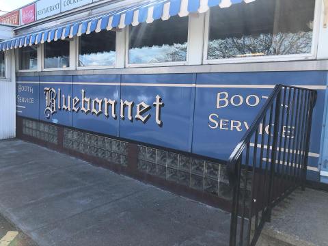 People Will Drive From All Over Massachusetts To Bluebonnet Diner For The Nostalgia Alone