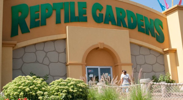 The Largest Reptile Zoo In The U.S. Is In South Dakota And It’s Magical