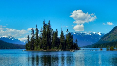 There's Almost Nothing In Life A Day On Washington's Lake Wenatchee Can't Cure