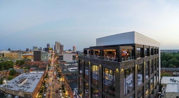 Sip Drinks Above The Clouds At Lincoln Social, The Coolest Rooftop Bar In Ohio