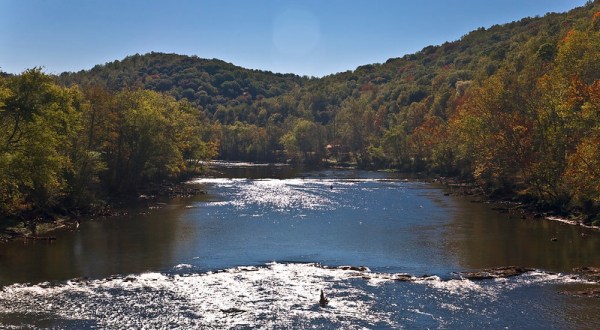 Most People Don’t Realize A Premier Fishing River Flows Right Through Tennessee