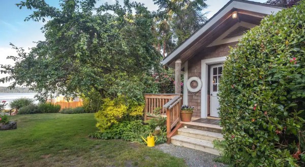 3 Waterfront Cottages To Stay In For A Picture Perfect Puget Sound Getaway In Washington