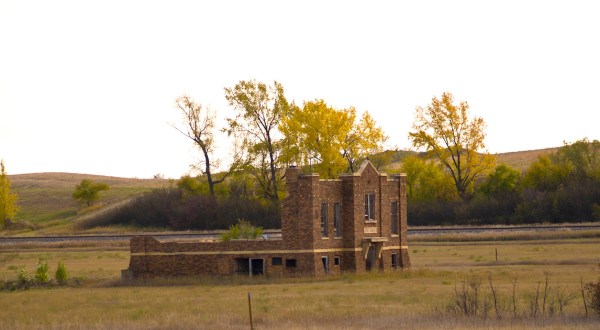 Visit These 11 Creepy Ghost Towns In North Dakota At Your Own Risk
