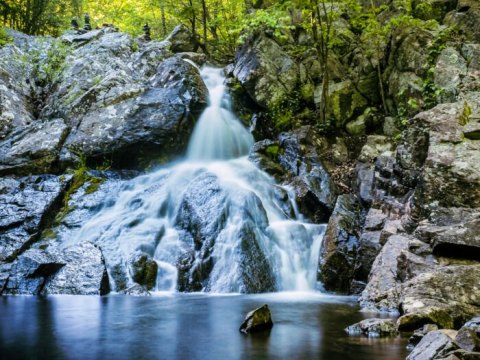 The Hike To This Pretty Little New Jersey Waterfall Is Short And Sweet