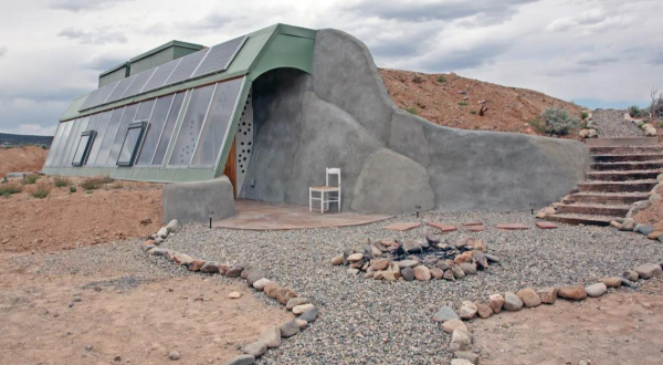 7 Earthship Airbnbs That Will Take You Off The Grid In New Mexico