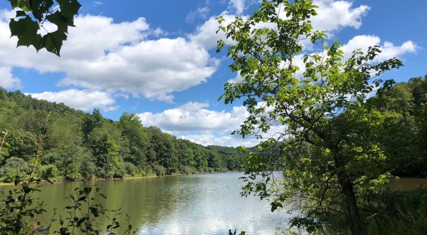 Take An Easy Loop Trail Past Some Of The Prettiest Scenery In West Virginia On Stonewall Lakeside Nature Trail