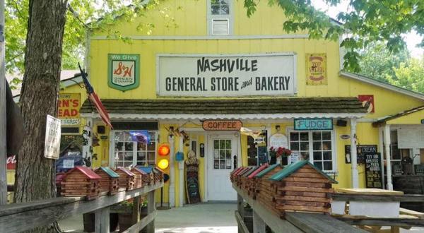 The Middle-Of-Nowhere General Store With Some Of The Best Baked Goods In Indiana