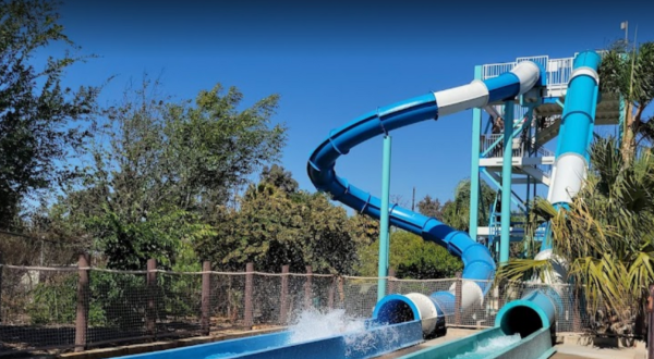 This Amusement And Waterpark In Northern California With Its Own Negative G-Force Hill Will Make Your Summer Epic