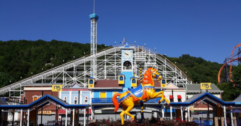 Part Waterpark And Part Amusement Park, Lake Compounce Is The Ultimate Summer Day Trip In Connecticut