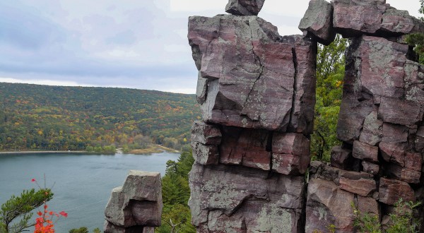 With Stunning Views And Rock Formations, The Little-Known Devil’s Doorway Trail In Wisconsin Is Unexpectedly Maicgical