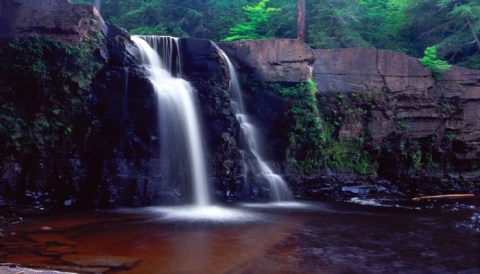 Meander Through The Porcupine Mountains Along The 1.9-Mile Presque Isle River Waterfalls Trail In Michigan For An Unforgettable Outdoor Adventure