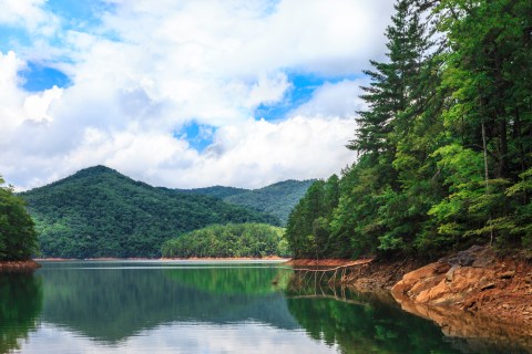 There's Almost Nothing In Life A Day On North Carolina's Fontana Lake Can't Cure