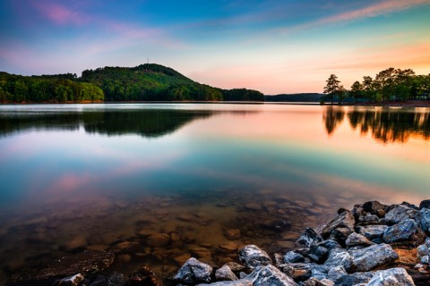 The One-Of-A-Kind Red Top Mountain State Park In Georgia Is Absolutely Heaven On Earth