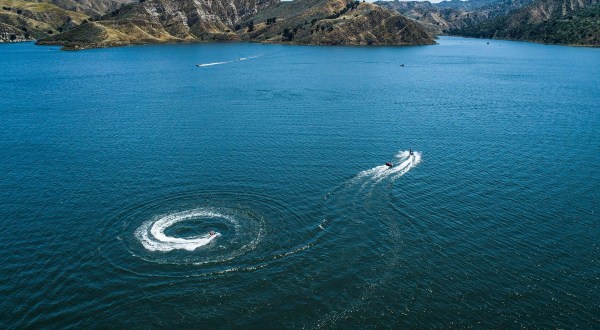 Make A Splash This Season At Lake Piru, A Truly Unique Lake In Southern California