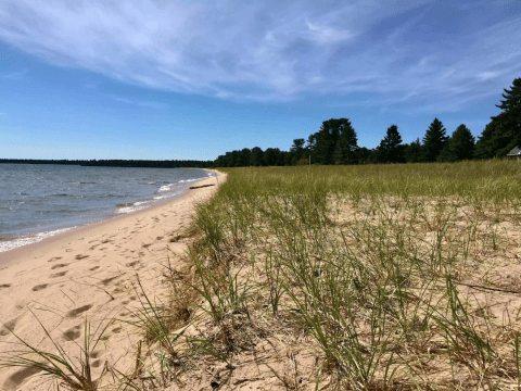 Michigan’s Singing Bete Grise Beach Is A Unique Place To Visit