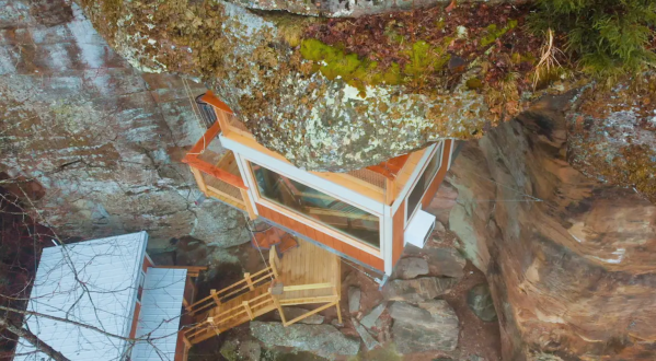 Stay At This Unique Home Suspended On The Side Of A Cliff In Kentucky For An Adventure Like No Other