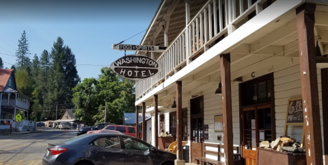 Spend The Night In An Authentic Historic Hotel In The Middle Of Northern California’s Gold Country