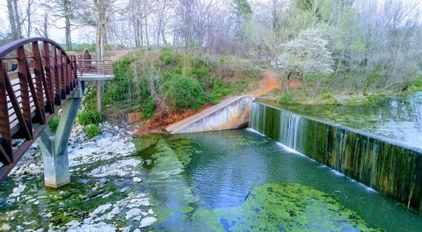 Take A Paved Loop Trail Around Lake Fayetteville Park For A Peaceful Adventure