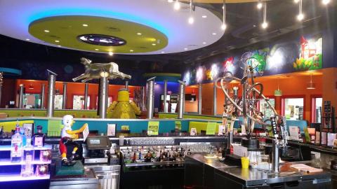 The Grooviest Place To Dine In Iowa Is Mellow Mushroom, A Hippie-Themed Restaurant