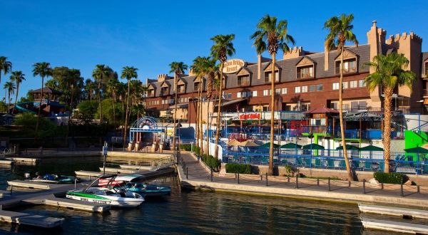 Arizona’s Most Beautiful Waterfront Resort Is The Perfect Place For A Relaxing Getaway