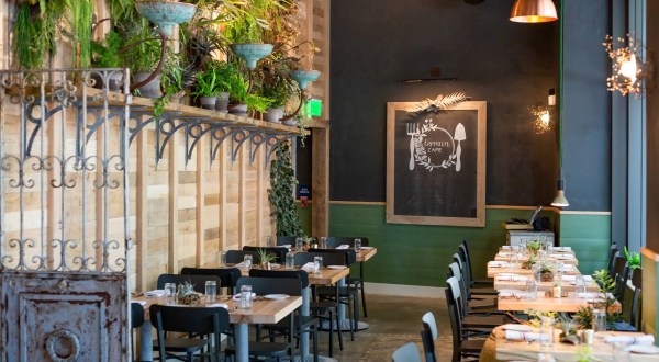 The Plant-Filled Restaurant In Maryland That Offers A Beautiful Dining Experience