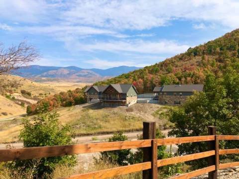 Recharge in Luxury Cabins On 2,300 Acres Of Wilderness At Day Mountain Ranch Resort In Idaho