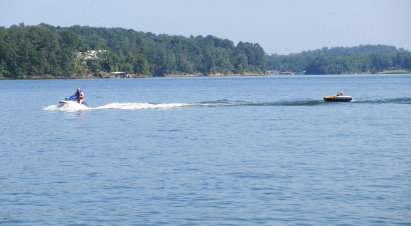 There’s Almost Nothing In Life A Day On Alabama’s Lewis Smith Lake Can’t Cure