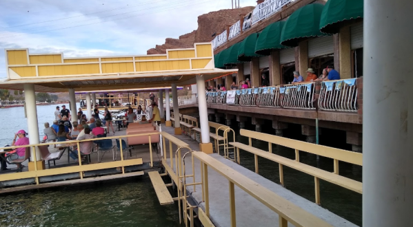 A Floating Bar In Arizona, Sundance Saloon Is The Perfect Spot To Grab A Drink On A Hot Day