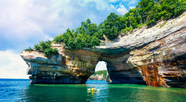 Take A Guided Kayak Tour Of The Pictured Rocks In Michigan Then Glamp Right On The Beach