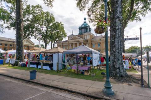 The Tallahatchie Riverfest In Mississippi Is The Perfect Way To Say Goodbye To Summer