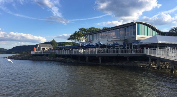 The Water Views From The Hudson Water Club In New York Are As Praiseworthy As The Food