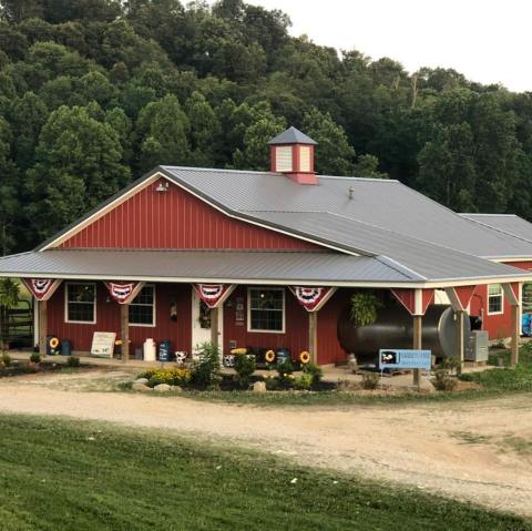 You'll Get Loads Of Treats At This Dairy Farm In West Virginia With Incredible Milks And Cheeses