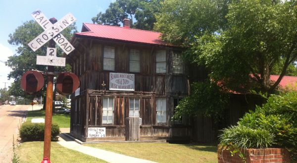 The Coolest Place To Shop In Mississippi, Little Big Store Is A Vintage Goods Store In An Old Train Depot