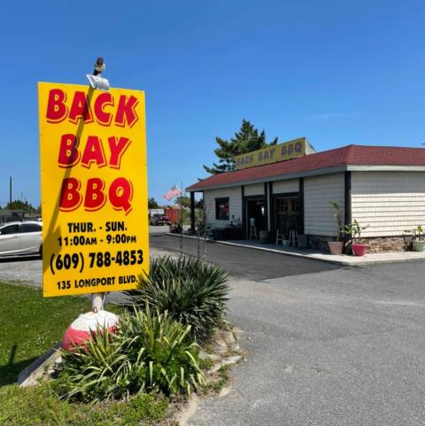 Back Bay BBQ Is A Little-Known New Jersey Restaurant That's In The Middle Of Nowhere, But Worth The Drive