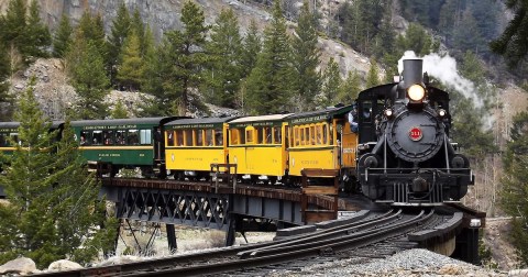 4 Incredible Day Trips You Can Take From Denver By Train