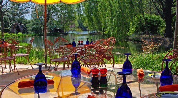 Take A Stroll Through Grounds For Sculpture, Then Dine Al Fresco At Rat’s Restaurant In New Jersey