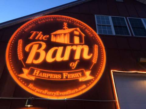 There's A Live Music Bar Hiding Inside This West Virginia Barn That's Begging For A Visit