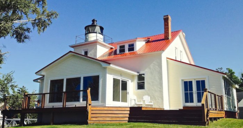 Spend The Night In An Airbnb That's Inside An Actual Lighthouse Right Here In Michigan
