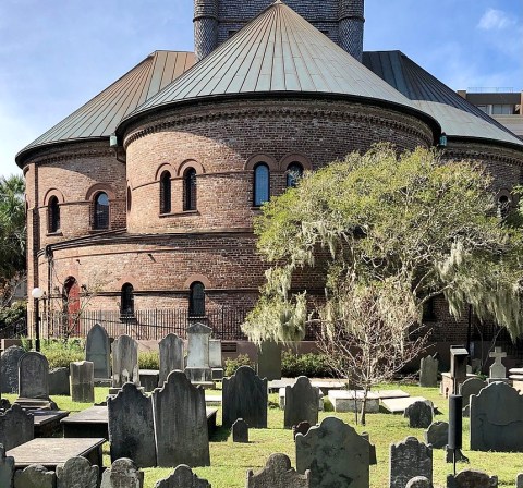 This Hauntingly Beautiful Cemetery And Church In South Carolina Has A Fascinating History