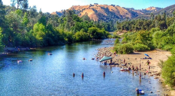 The River Campground In Northern California Where You’ll Have An Unforgettable Tubing Adventure