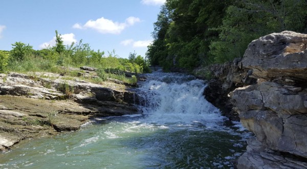 This Easy, 1.5 Mile Trail Leads To MacBride Falls, One Of Iowa’s Most Underrated Waterfalls