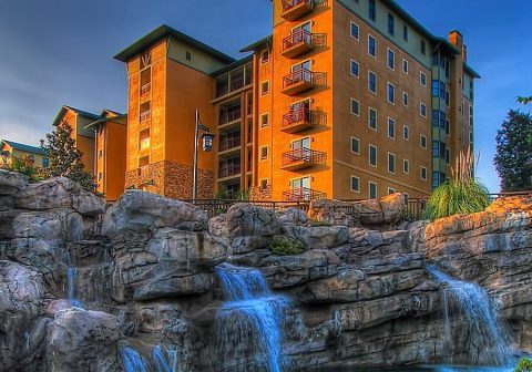 Tennessee's Most Beautiful Riverfront Resort Is The Perfect Place For A Relaxing Getaway