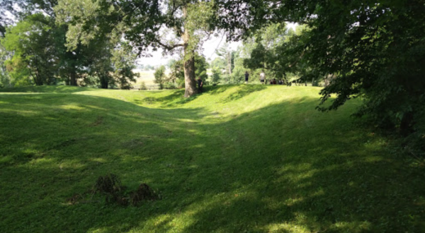 The Ancient Earthworks In Kentucky That Still Baffle Archaeologists To This Day