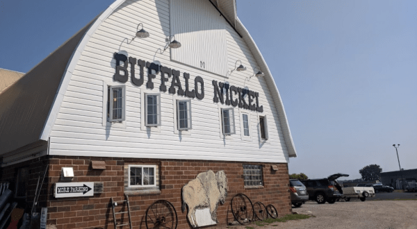The Coolest Place To Shop In Minnesota, Buffalo Nickel Is An Antique Store In A Huge Barn