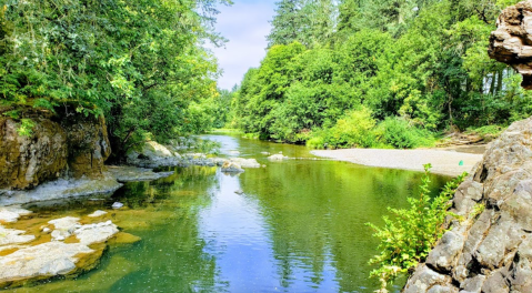 Make A Splash At This Beautiful Hidden Gem Swimming Hole In Oregon
