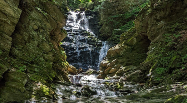 The Easy 2.2-Mile Cascades Trail Will Lead You To A Massachusetts Waterfall