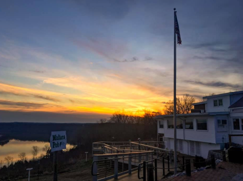 The Sunset Views At The Overlook Restaurant In Indiana Are Simply Sensational